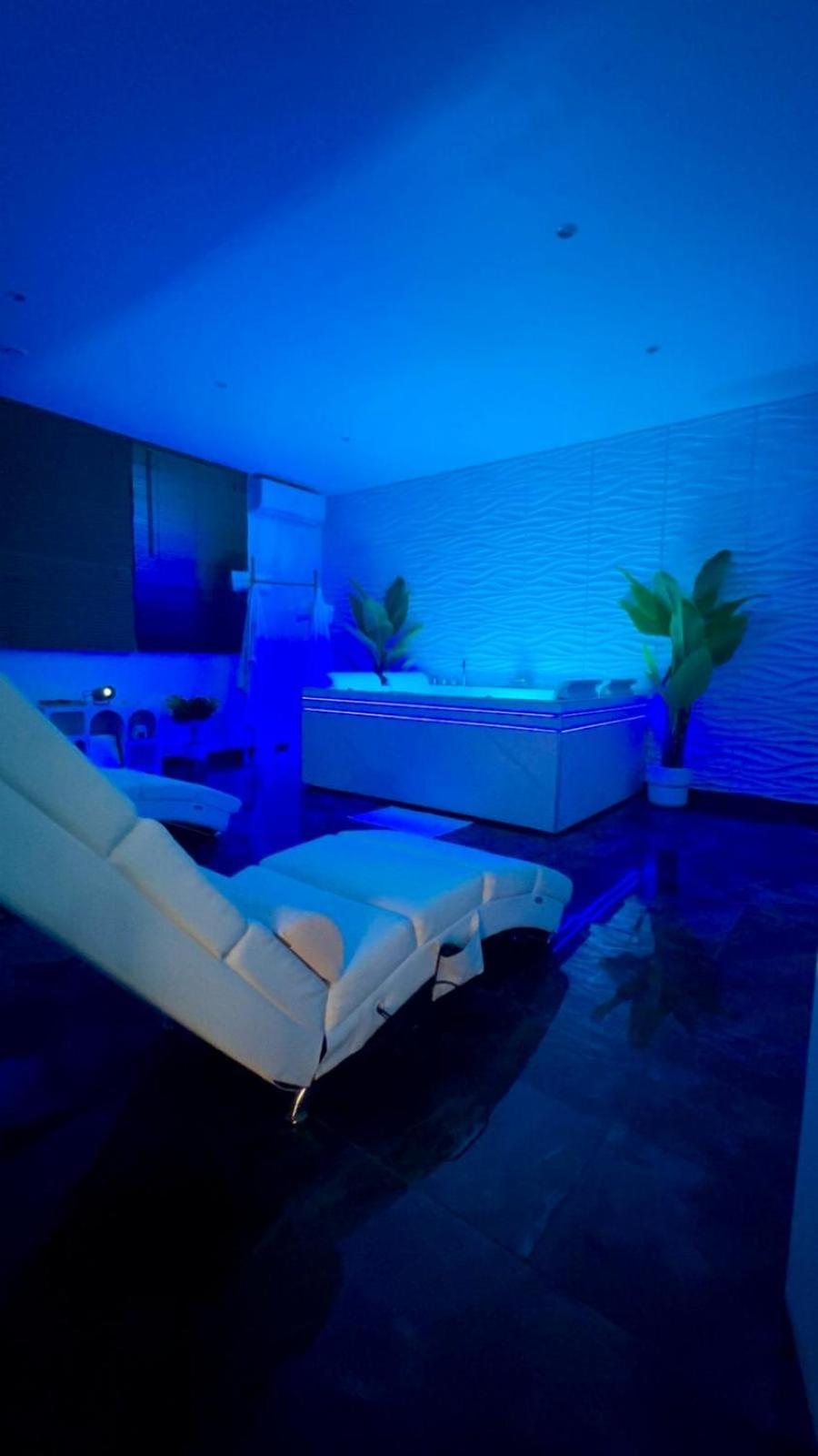 Dima Suite Jacuzzi Privatif Vedène Kültér fotó